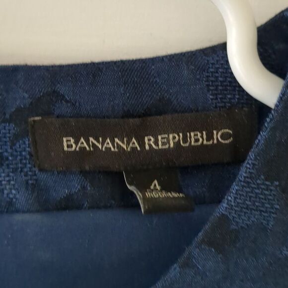 Banana Republic Navy Black Camo Fitted Dress, Size 4 - Picture 6 of 8